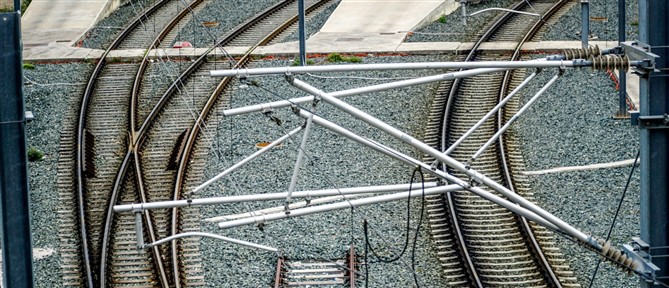 Θεσσαλονίκη: Έκλεψαν καλώδια χαλκού από εργοτάξιο του ΟΣΕ και εμβόλισαν περιπολικό για να ξεφύγουν