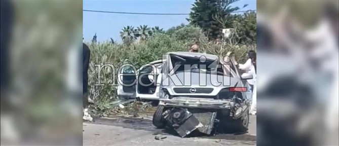 Ηράκλειο: Σφοδρή σύγκρουση 2 αυτοκινήτων - Στο νοσοκομείο όλοι οι επιβαίνοντες (βίντεο)