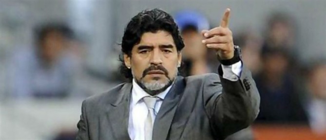 Δίκη Μαραντόνα: Καταγγελία "χειραγώγησης" της οικογένειας από τους γιατρούς
