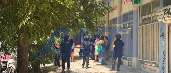 Εμπρησμός στο σπίτι της οικογένειας Νέστορα: Δύο συλλήψεις μετά την ένταση στο Δικαστικό Μέγαρο Θεσσαλονίκης
