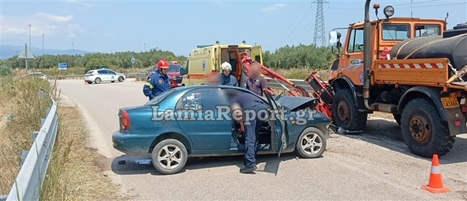 Θανατηφόρο τροχαίο στον παράδρομο της εθνικής στη Φθιώτιδα (εικόνες)