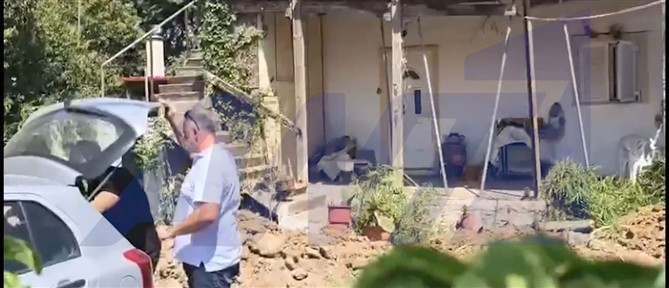 Μαραθώνας: Συνελήφθησαν η κόρη και ο εγγονός της 90χρονης που βρέθηκε νεκρή στο υπόγειο