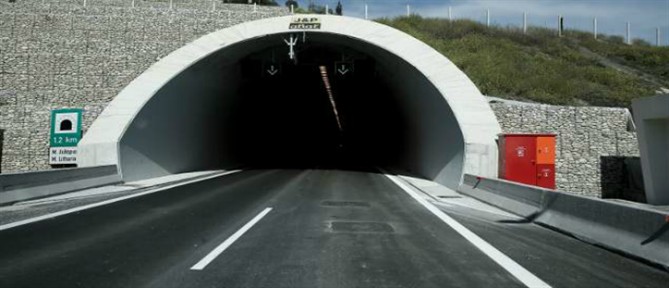 Ολυμπία Οδός: Κερδίζει έδαφος… η χιλιομετρική χρέωση