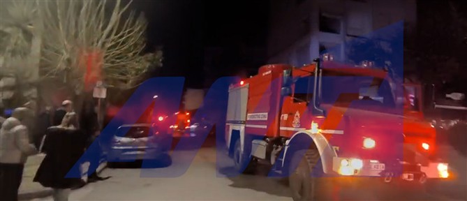 Βόλος: Μεγάλη φωτιά σε εγκαταλελειμμένο κτήριο στον Άγιο Κωνσταντίνο - Αποκλείστηκε το σημείο (βίντεο)