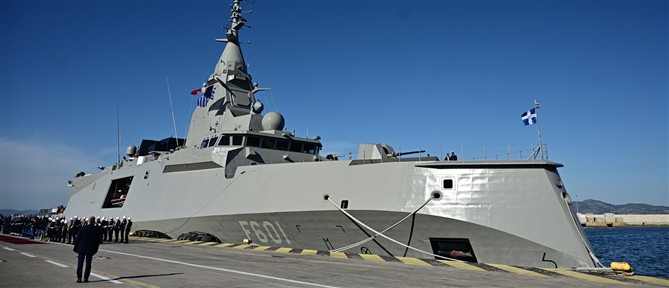 Live η επίσκεψη Μητσοτάκη - Μακρόν στη Φρεγάτα "Κίμων"