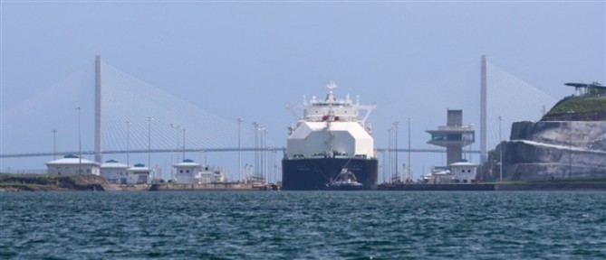 Η Διώρυγα του Παναμά μειώνει περαιτέρω τις διελεύσεις πλοίων λόγω του Ελ Νίνιο