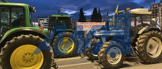Αγρότες από Σύνταγμα: Τα μπλόκα θα ξαναστηθούν αν δεν ικανοποιηθούν τα αιτήματά μας