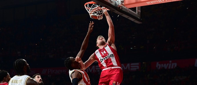 Ολυμπιακός: Με Βεζένκοφ και Ουόκαπ στον εξ αναβολής αγώνα με την Φενερμπαχτσέ