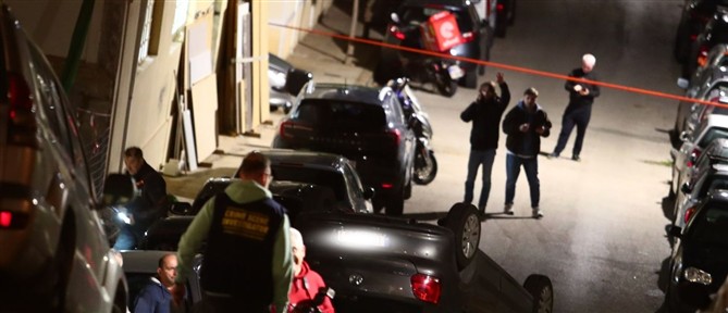 Επίθεση έξω από το σπίτι του πρώην εισαγγελέα Αρείου Πάγου - Μπογιές, συνθήματα και ζημιές