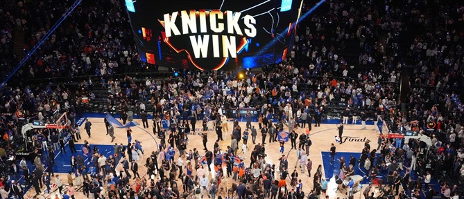 NBA: Οι Νικς πραγματοποίησαν τη μεγαλύτερη ανατροπή στην ιστορία των τελικών και βρίσκονται πλέον μία νίκη από τον τίτλο