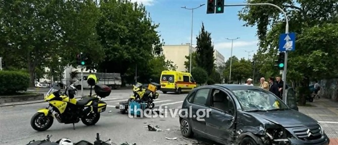 Σοβαρό τροχαίο στη Θεσσαλονίκη - Τρία άτομα στο νοσοκομείο