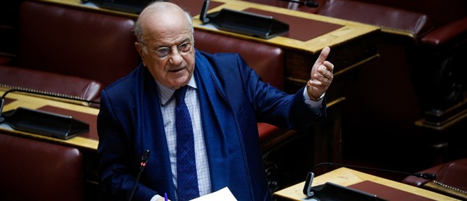 Νάσος Αθανασίου: "Έσβησε" ο δημοσιογράφος και πρώην βουλευτής