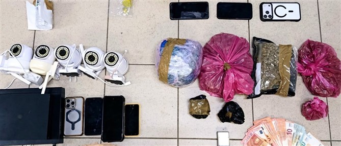 Θεσσαλονίκη: Συνελήφθησαν με ναρκωτικά την ώρα που έβγαιναν από το σπίτι τους