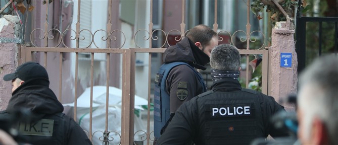 Έγκλημα στον Εύοσμο: Σε εξέλιξη οι έρευνες των Αρχών - Λείπουν προσωπικά αντικείμενα της 59χρονης