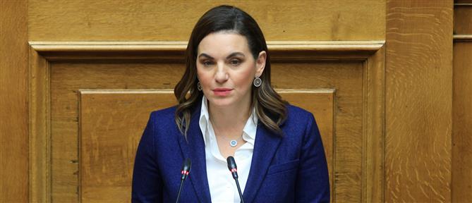 Στο συνέδριο της ΠΟΞ στη Σαντορίνη η υπουργός Τουρισμού