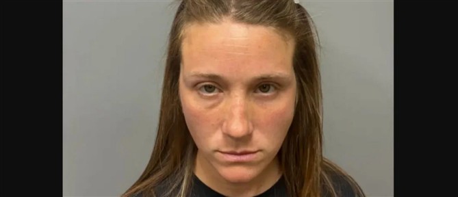 ΗΠΑ: Δασκάλα δημοτικού κατηγορείται για τον βιασμό δυο μαθητών