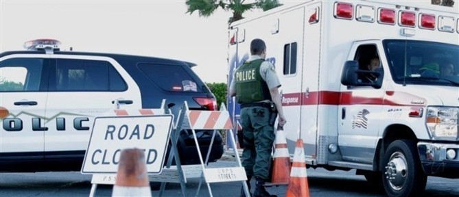 Αυτοκίνητο έπεσε στην είσοδο συναγωγής στη Νέα Υόρκη