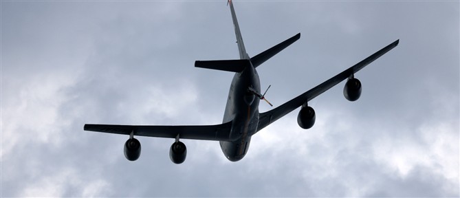 Συντριβή Stratotanker: Eπιβεβαιωμένα νεκρά όλα τα μέλη του πληρώματος του KC-135